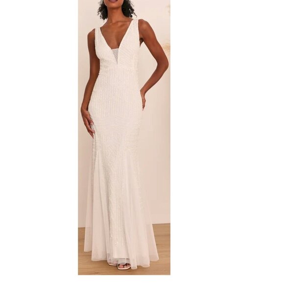 Lulus Dreaming of Eternity White Beaded Mermaid Maxi Dress Size Medium NWOT